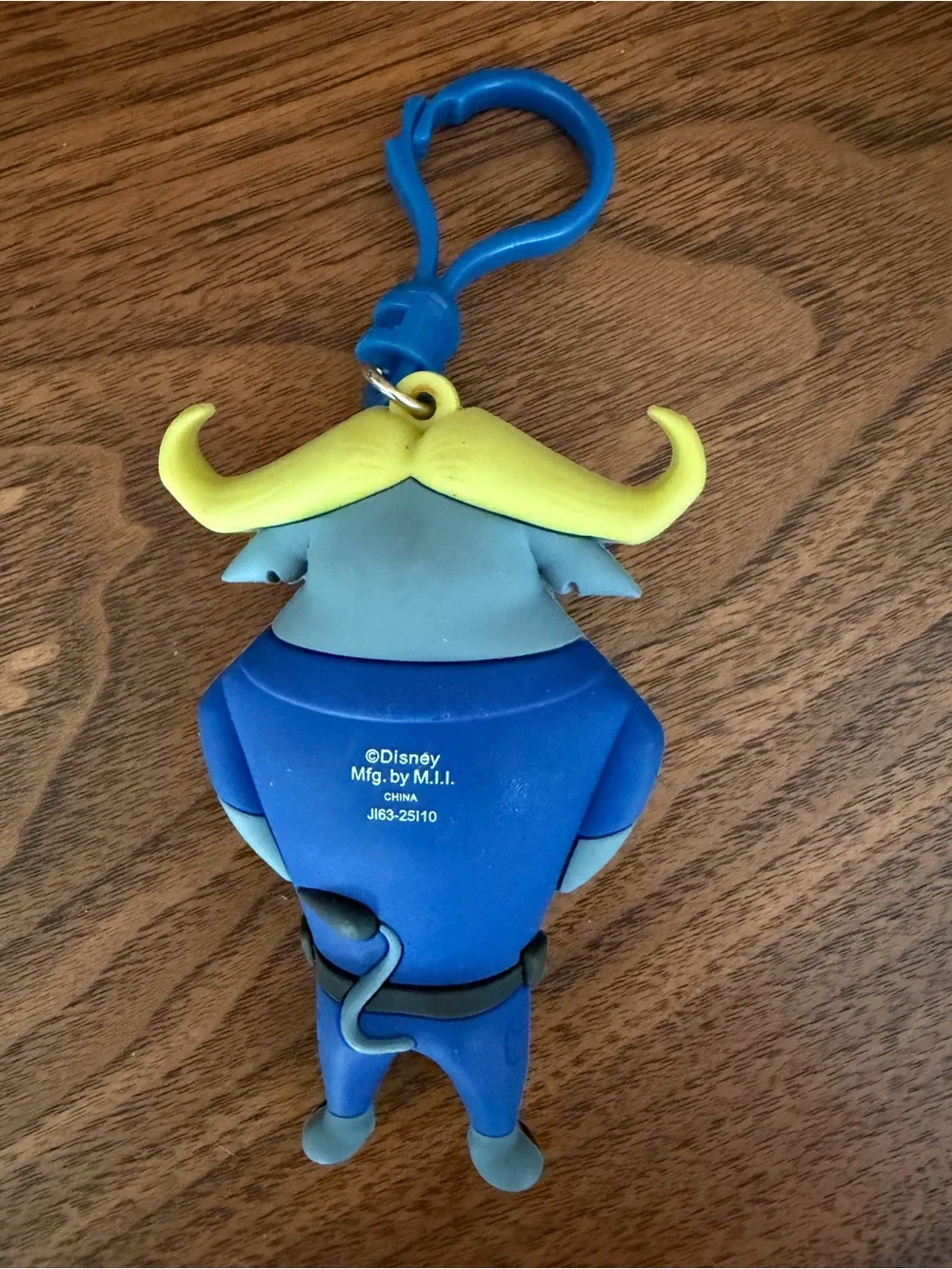Disney Zootopia Chief Bogo Cape Buffalo Police Captain Clip-On Keychain Bag Acce